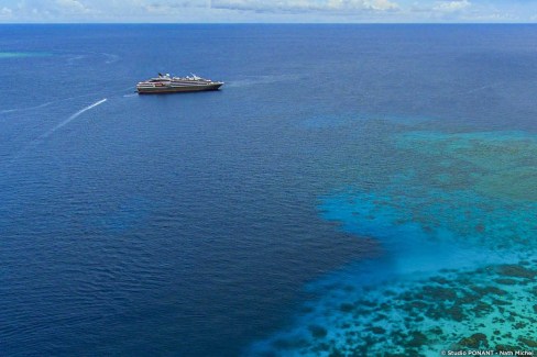 Sortie en Zodiac depuis le bateau de croisière entre les Seychelles et la Tanzanie