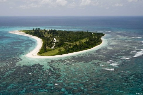 Vue aérienne de Bird Island dans les Seychelles extérieures