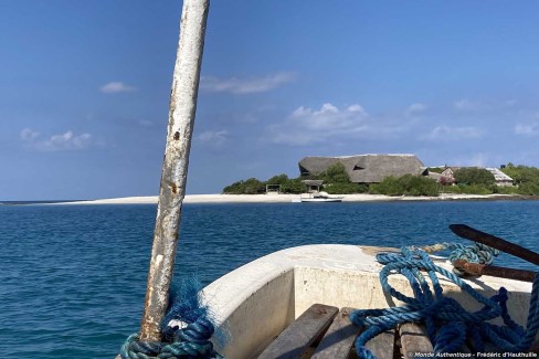 MONDE-AUTHENTIQUE-ZANZIBAR-MAFIA-ET-SUD-TANZANIE-Mafia-fdh_lazy-lagoon2